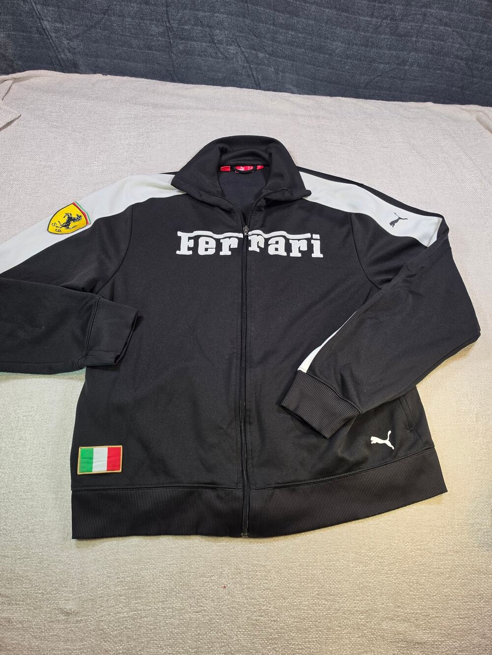 Dynamic Puma Ferrari Men's XL Full Zip Jacket